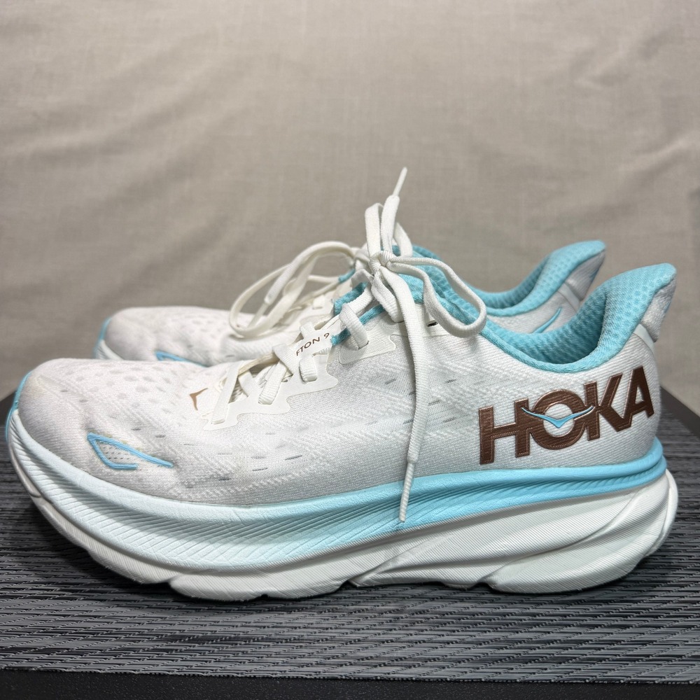 Hoka One Clifton 9 Running Shoes - Womens 9 - White Blue 1127896 FTRS